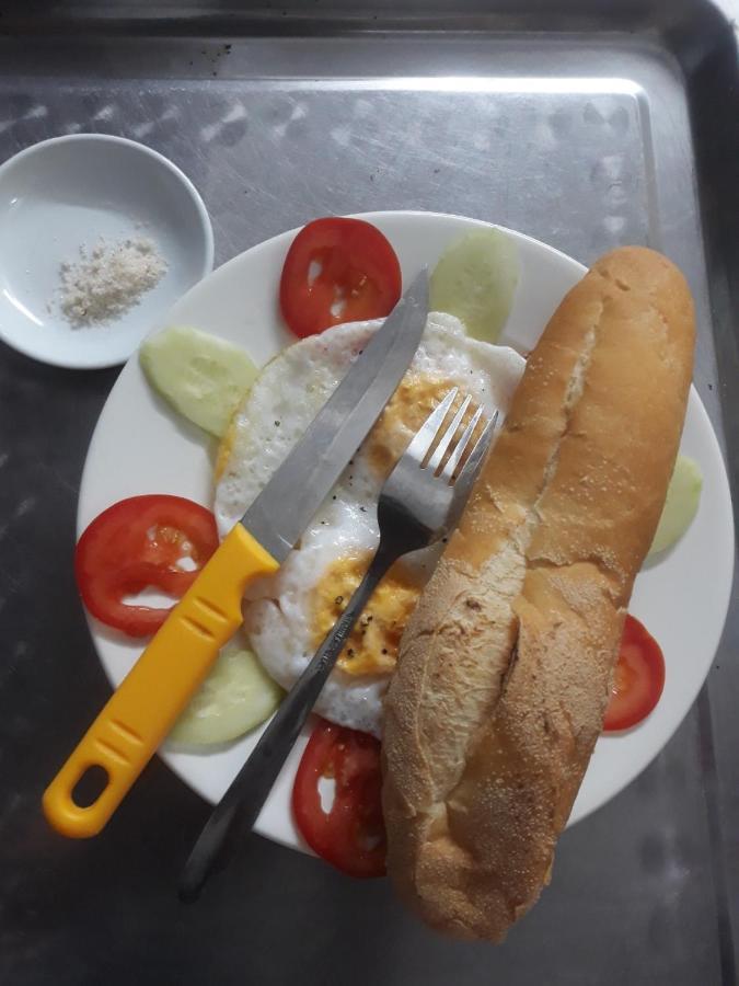 Train Station Backpackers Hostel Νιν Μπιν Εξωτερικό φωτογραφία